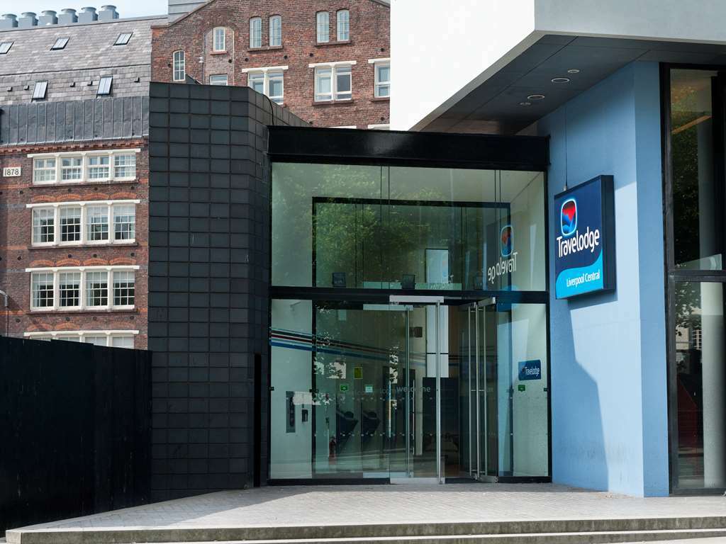 Travelodge Liverpool Central Exterior foto